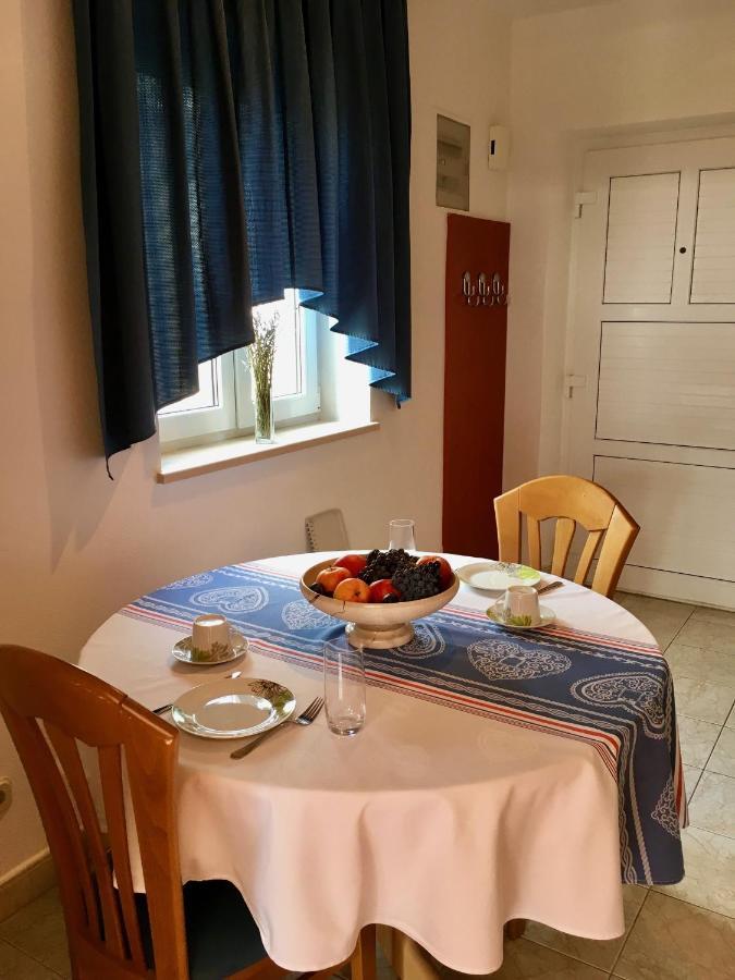 Apartments Villa Jadranka Adults Only 볼 외부 사진